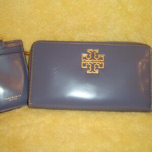 Tory Burch Britten Patent Zip Continental Wallet Lilac w/ Card Holder GOOD COND!